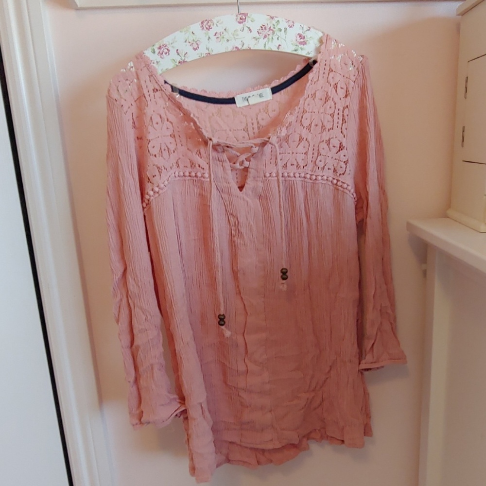 Taylor & Sage pink long sleeve blouse